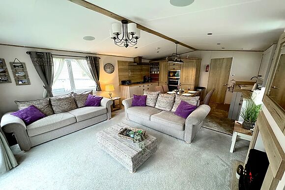 Hopton Lodge Retreat