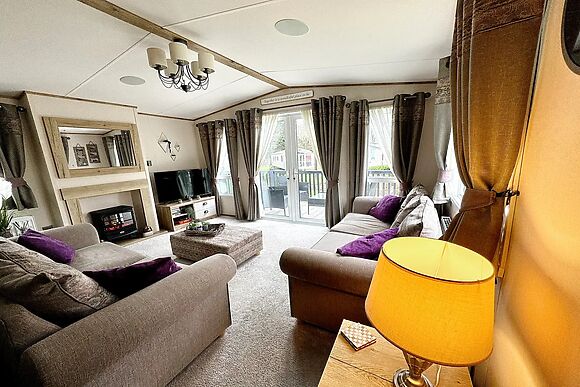 Hopton Lodge Retreat