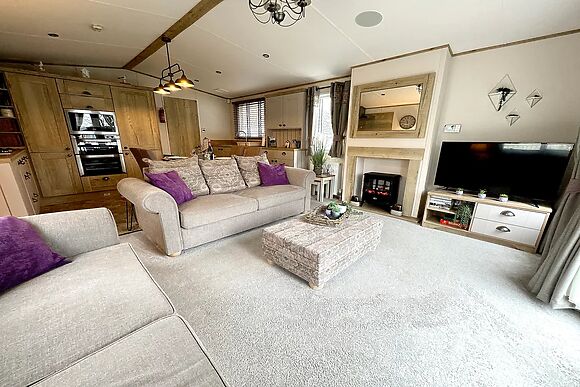 Hopton Lodge Retreat