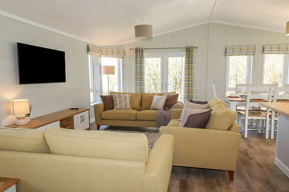 23 Meadow Retreat
