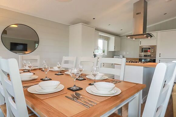 23 Meadow Retreat