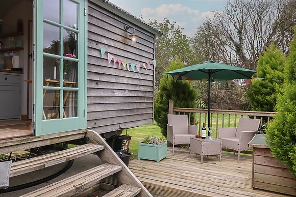 Burr 2 Shepherds Hut