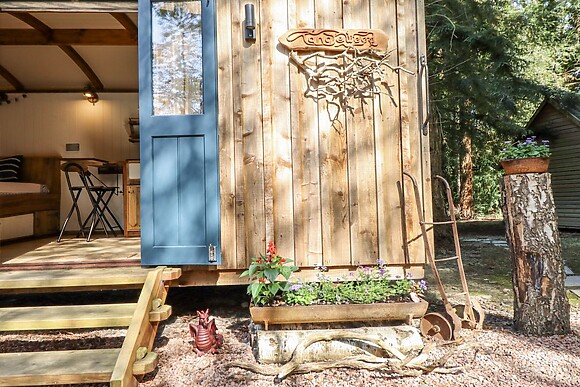 Tanglewood Shepherds Hut