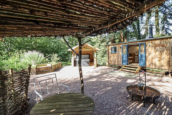 Tanglewood Shepherds Hut