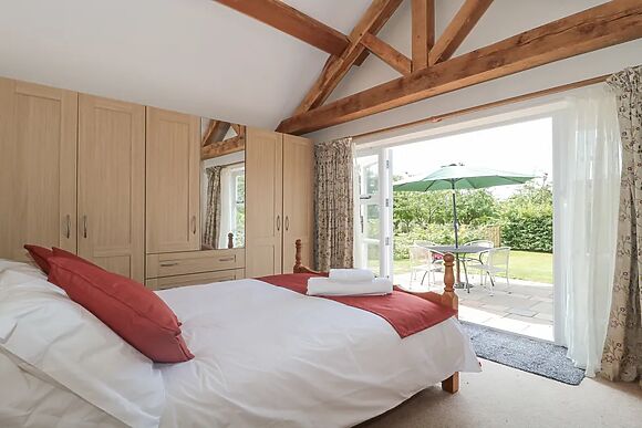 Oak Tree Cottage