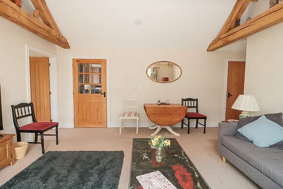 Oak Tree Cottage