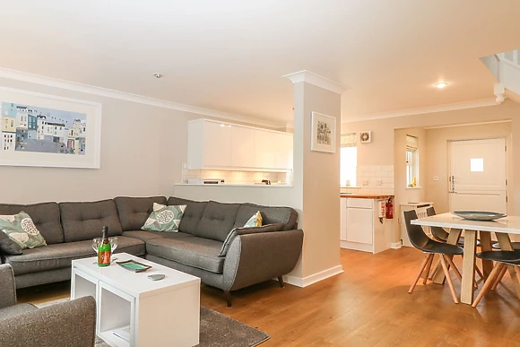 Breeze Cottage