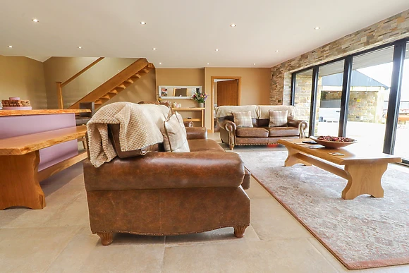 Meadow Top Farm Barn