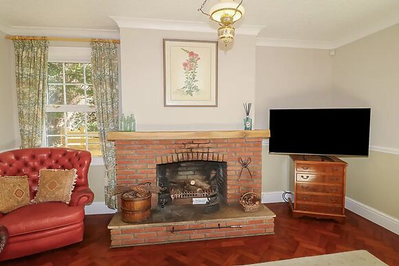 Larkspur Cottage