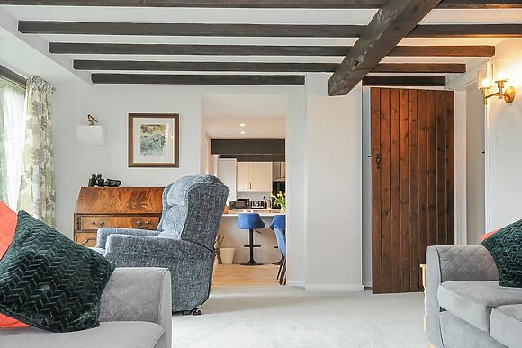Manor Barn