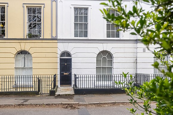 8 Richmond Road