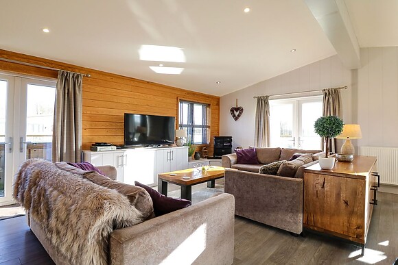 No 27 at Angel Lodge