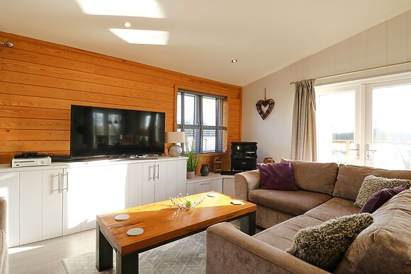 No 27 at Angel Lodge