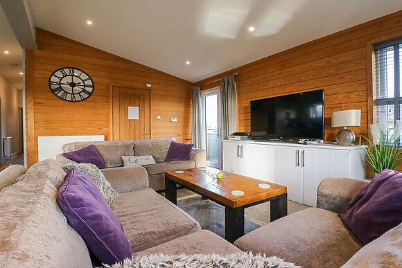 No 27 at Angel Lodge