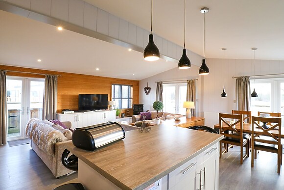 No 27 at Angel Lodge