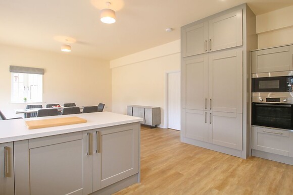 Doncaster Cottage