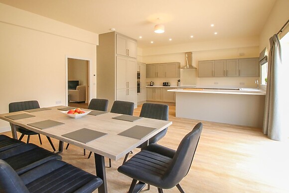 Kempton Park Cottage