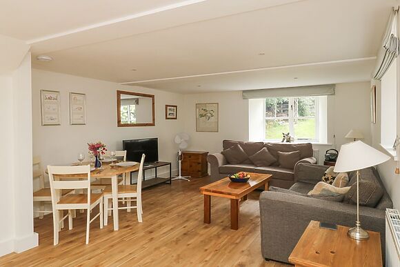 Ixworth Cottage