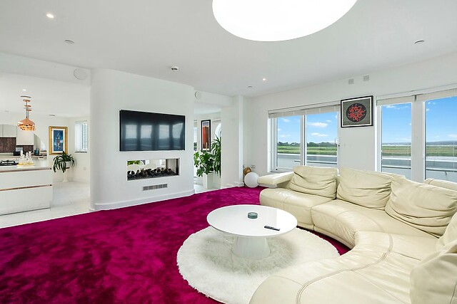 The Penthouse - Marine House