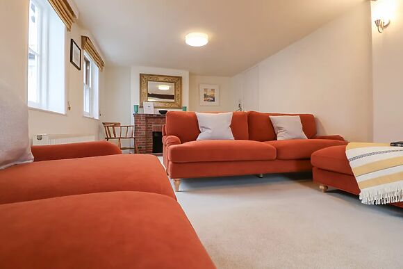 Iona Cottage
