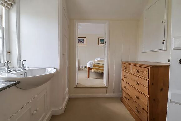 Iona Cottage