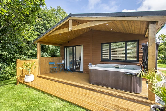Maple Lodge