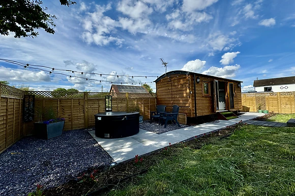 Mooffitch Riverview Hut