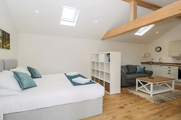 2 Welford Barns
