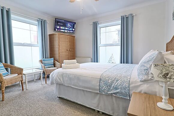 Walton Beach Holiday Lets