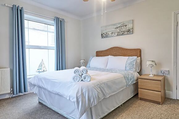 Walton Beach Holiday Lets