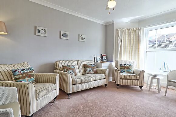 Walton Beach Holiday Lets