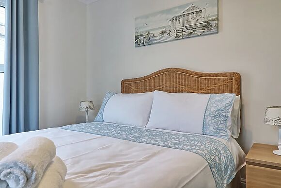 Walton Beach Holiday Lets