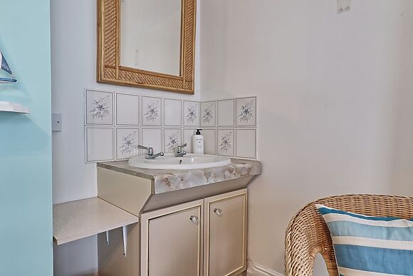 Walton Beach Holiday Lets