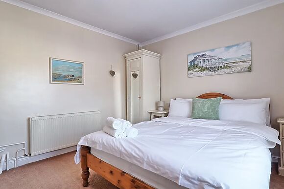 Walton Beach Holiday Lets