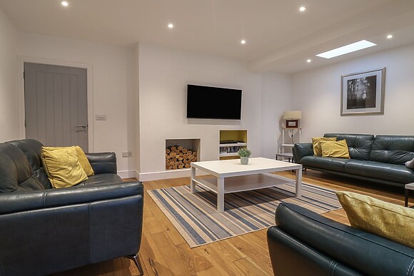 3 Grange Villas