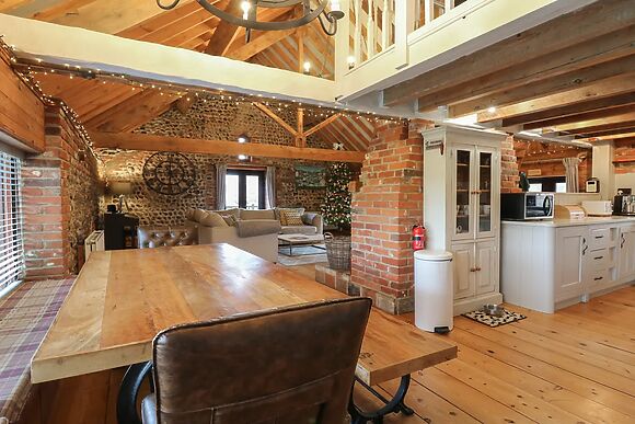 Bridge Barn