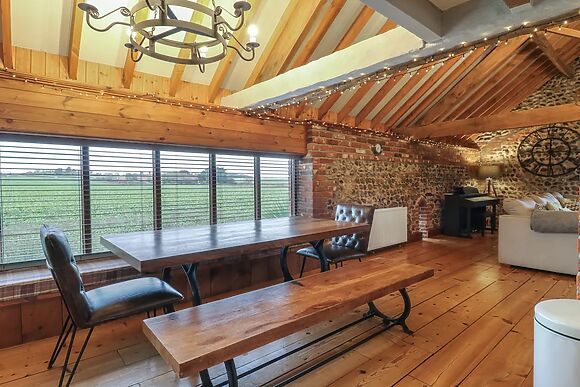 Bridge Barn