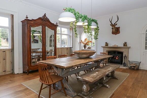 Cotswold House
