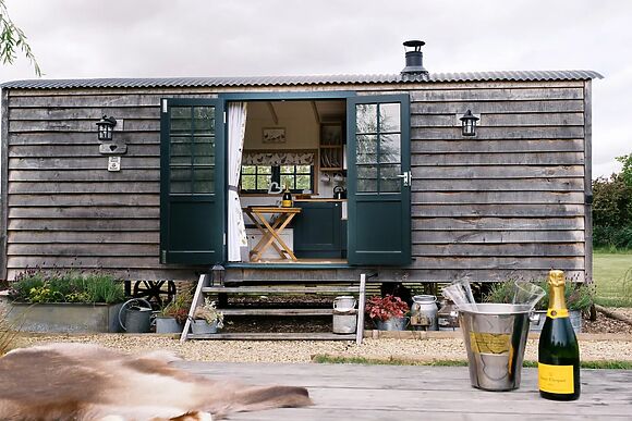 Poppie's Shepherds Hut