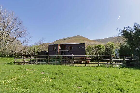 Bill’s Shepherds Hut