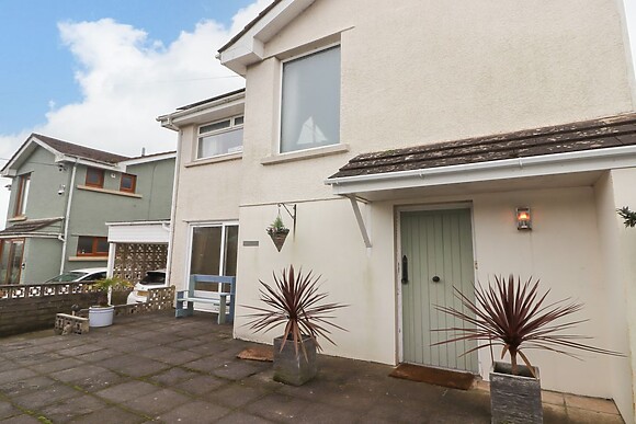 44 Honeyborough Road