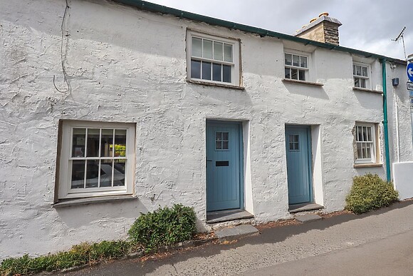 8 1/2 Church Street