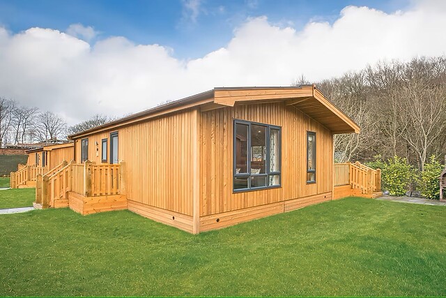15 Dovestone Edge Lodge