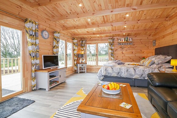 Little Orchard Lodge