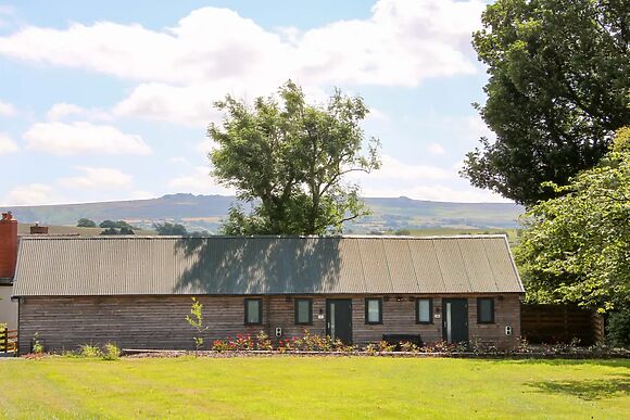 Stiper View Barn 1