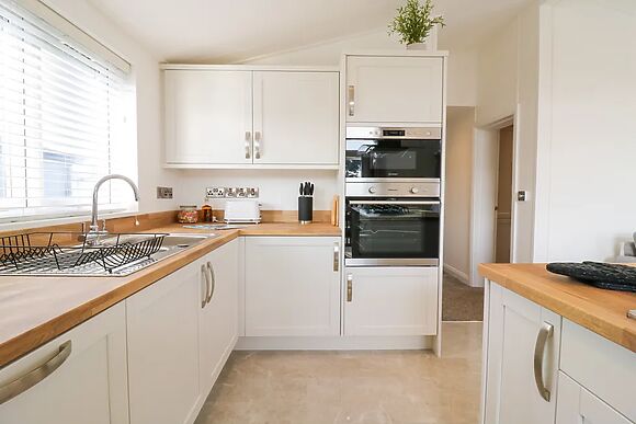 Number 43 The Poplars