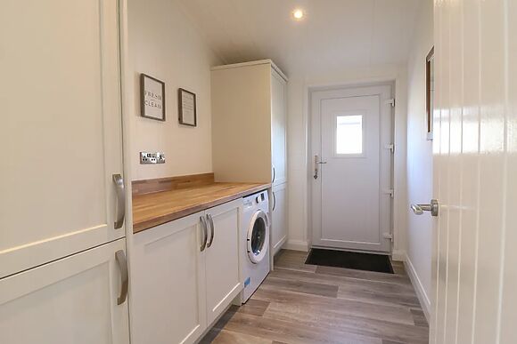 Number 43 The Poplars