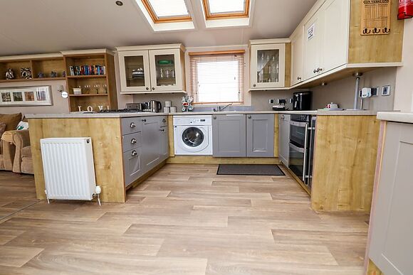 Hazel Park Lodge HP4