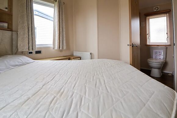 Hazel Park Lodge HP4