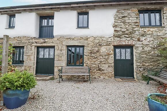 Coombe Barn